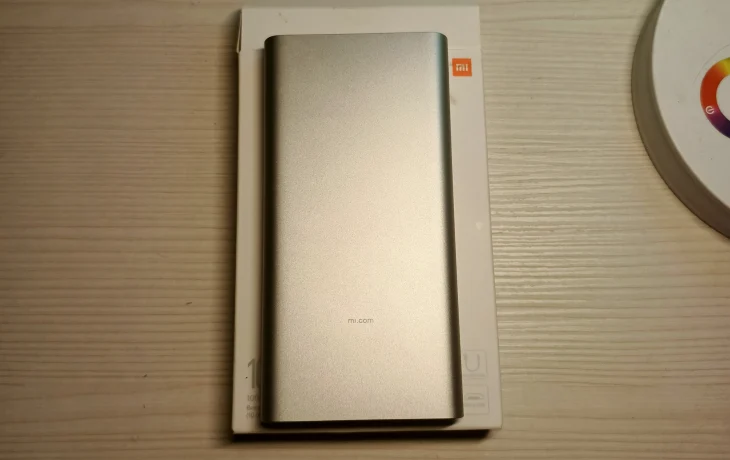 Пауэрбанк Xiaomi оригинал 18w 10000 Пауэрбанк Xiaomi оригинал 18w 10000