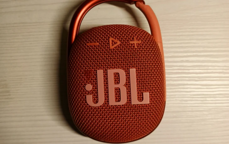 Портативная колонка JBL CLIP 3 Портативная колонка JBL CLIP 3